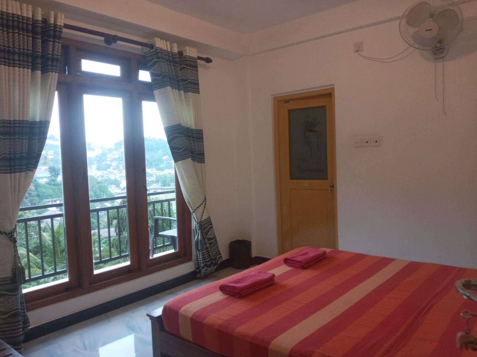 קנדי Kelum Homestay מראה חיצוני תמונה