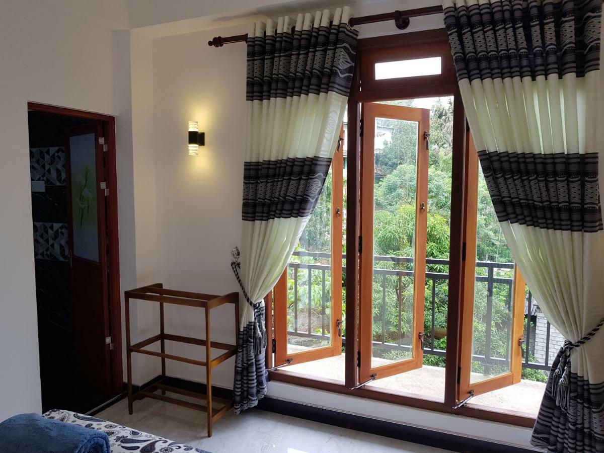 קנדי Kelum Homestay מראה חיצוני תמונה